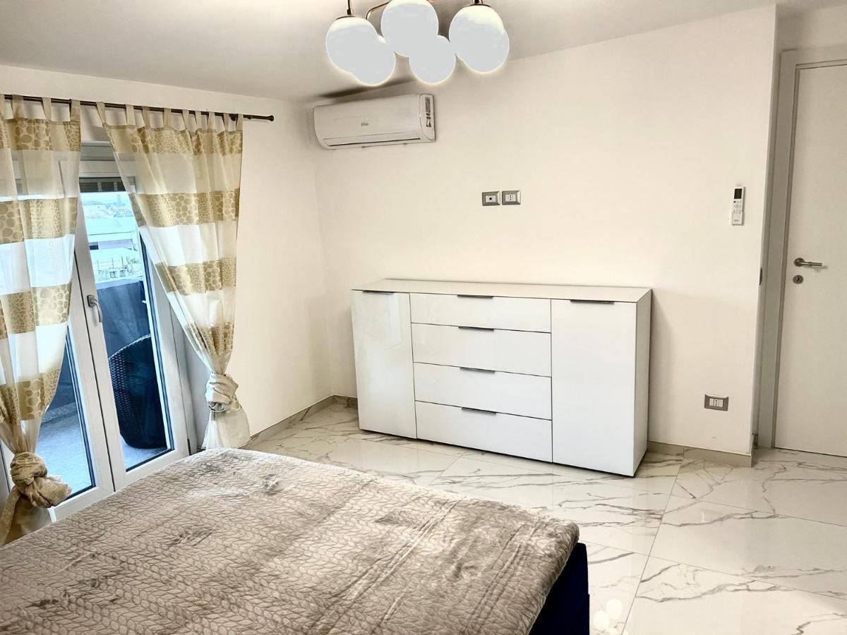 Appartamento Al Mare Montepaone Lido Екстер'єр фото